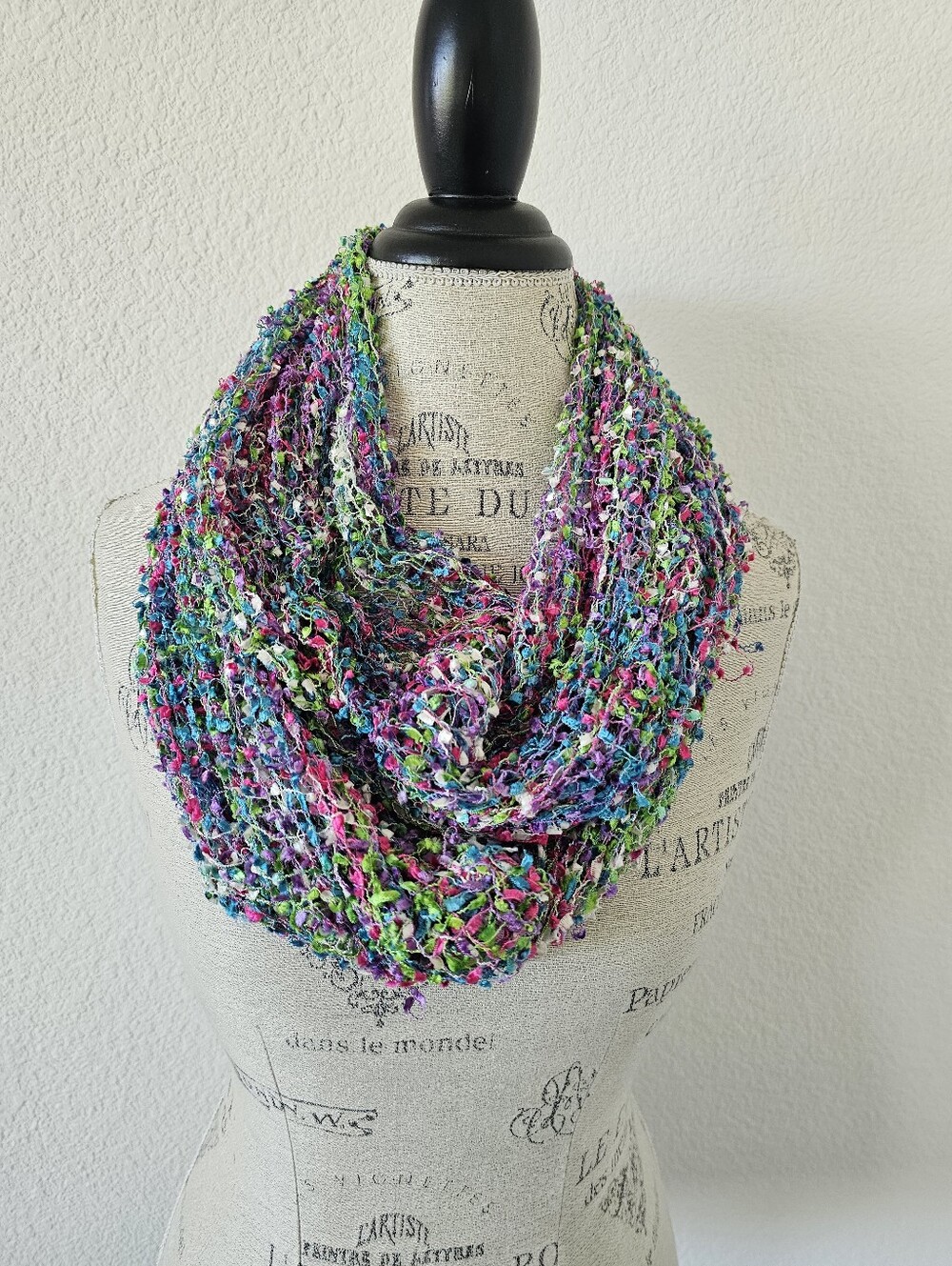 Vibrant Multi-Color Ribbon Knit Infinity Scarf (60" x 8")ā